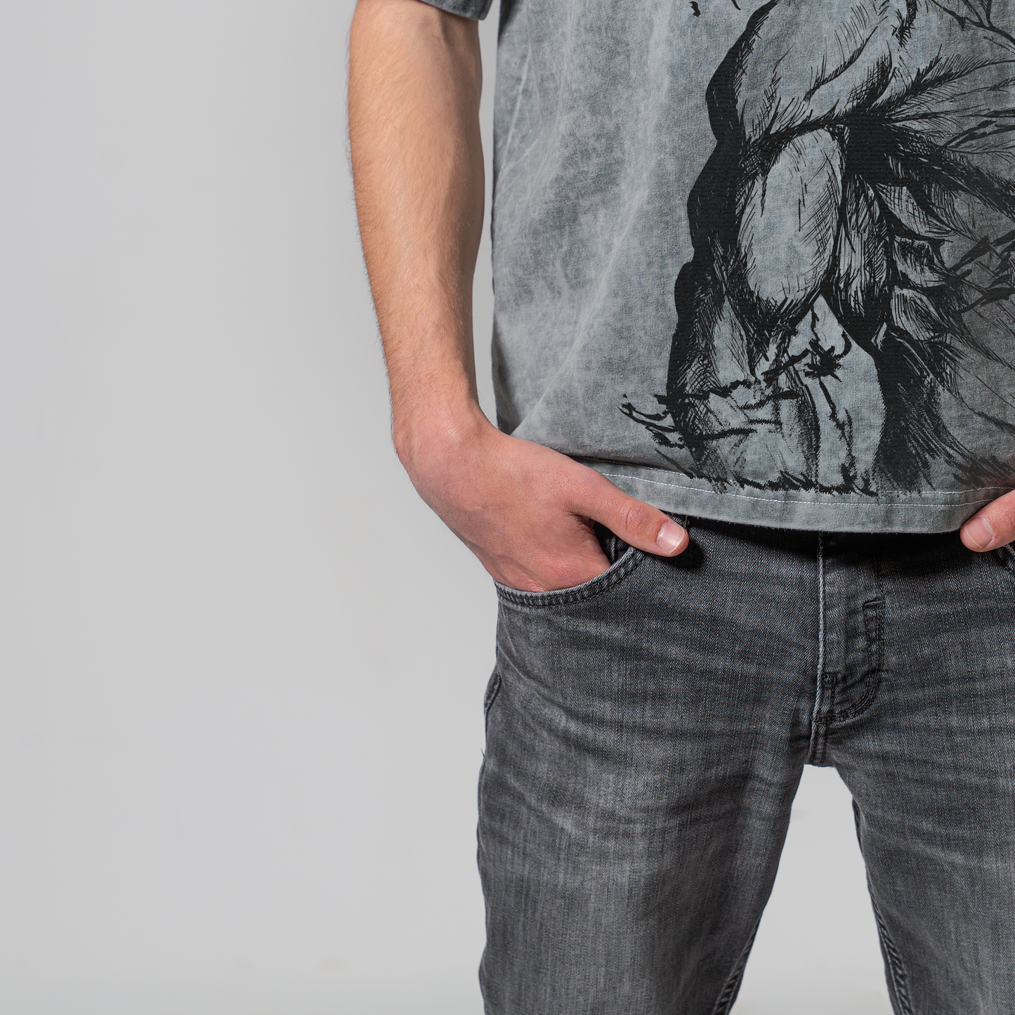 EREN TITAN OVERSIZE T-SHIRT - ATTACK ON TITAN