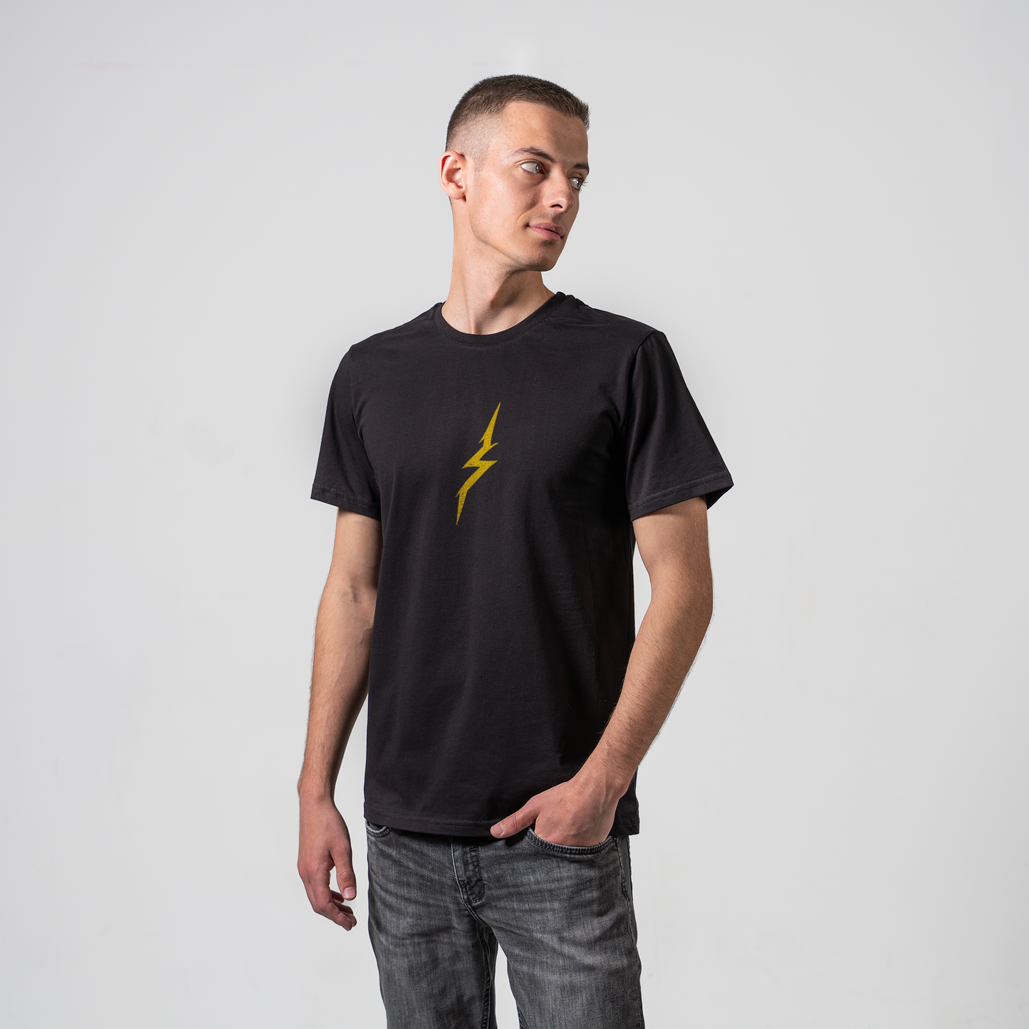 ZENITSU T-SHIRT - DEMON SLAYER